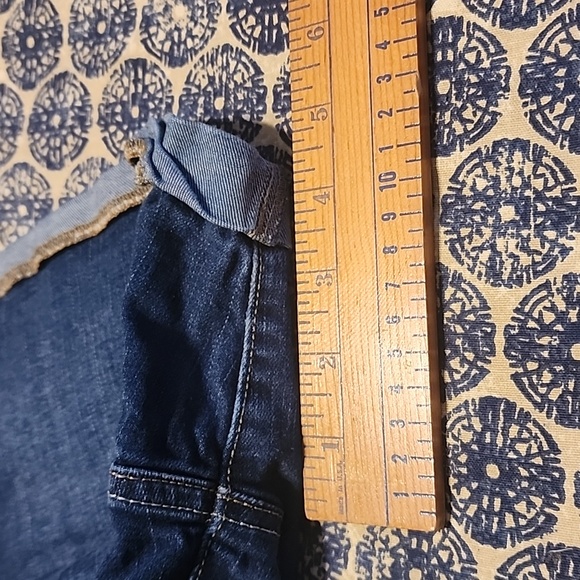 ⭐️3/$20⭐️Arizona shorts - Picture 5 of 5